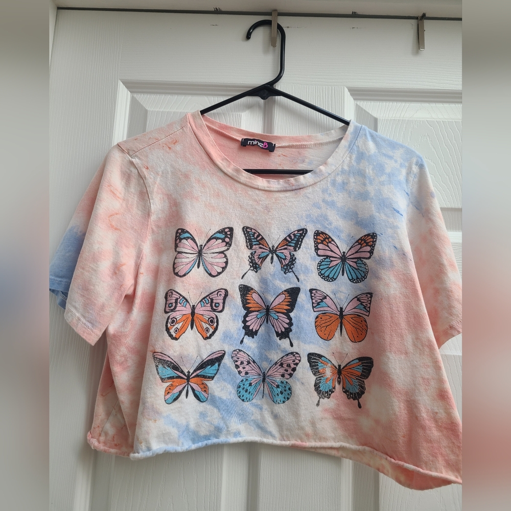 Tie-Dye Butterfly Crop